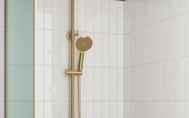 URBAN Shower Kit Brushed Gold 1